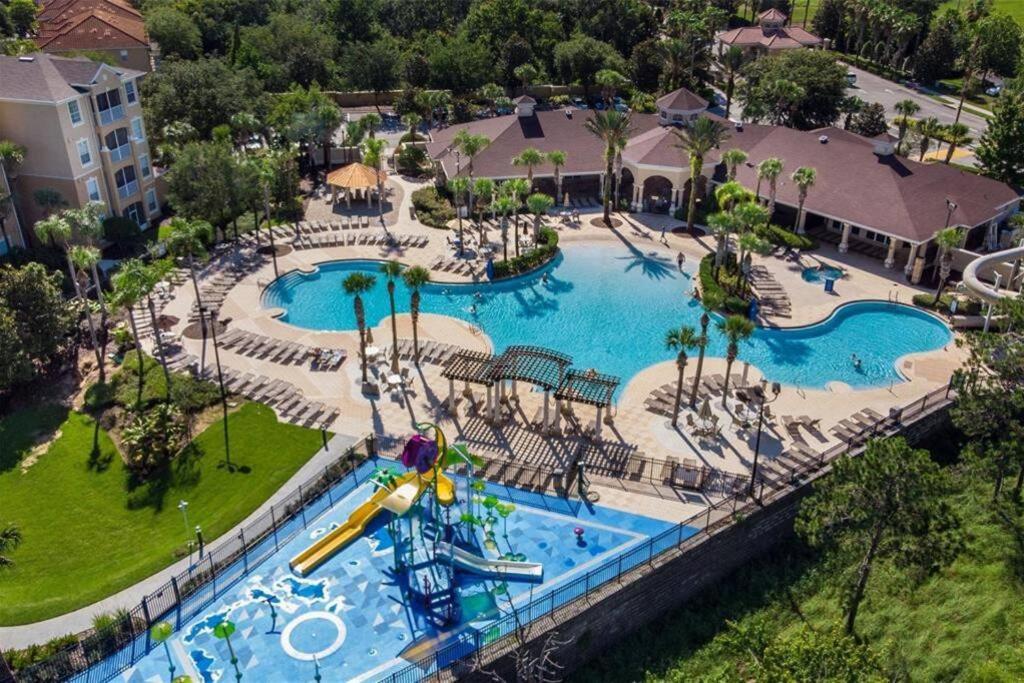 Disney Holiday Palace Orlando Exterior photo